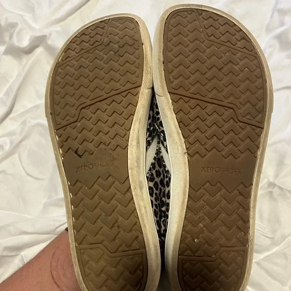 XeroShoes Leopard Canvas Slip-Ons - Picture 5 of 7